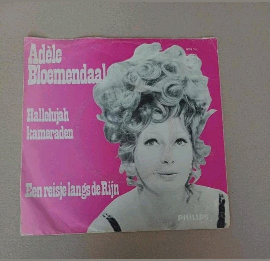 Adèle Bloemendaal- Hallelujah Kameraden/Reisje Langs De Rijn, Beschermende buitenhoes, Ophalen of Verzenden, Gebruikt, Pop