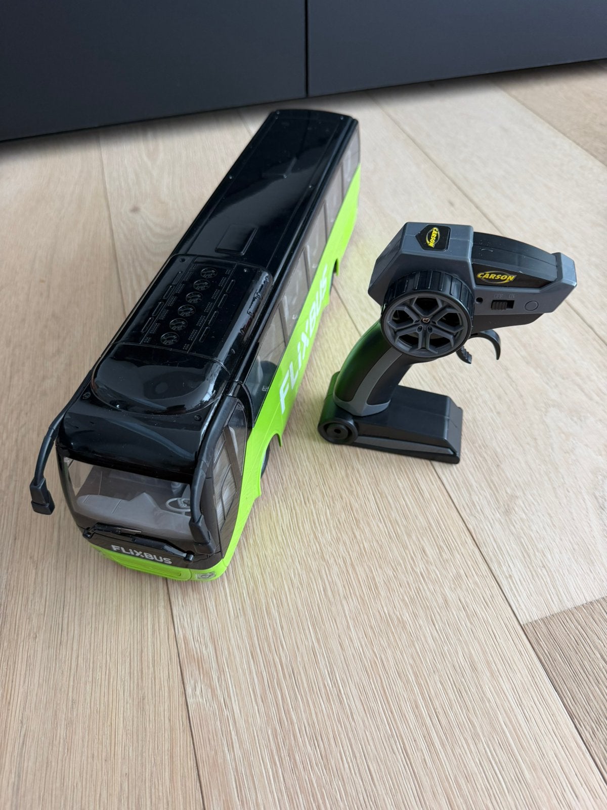 Flixbus op afstandbediening, Ophalen of Verzenden, Zo goed als nieuw, Overige schalen, Onderdeel