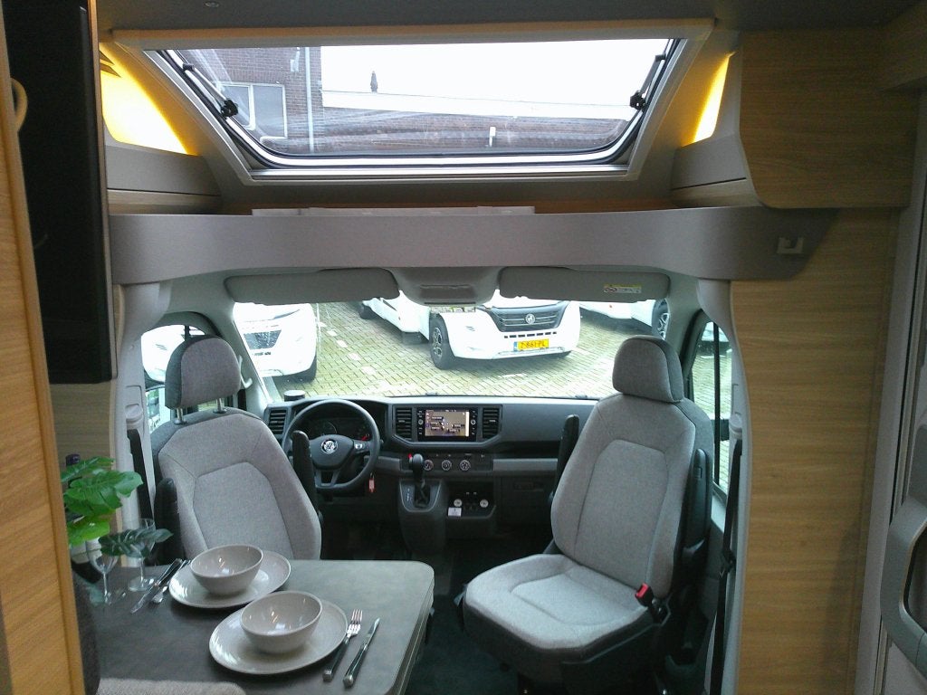 Knaus Van TI Plus 650 MEG 4 x 4 (AWD), Caravans en Kamperen, Campers, Automaat, Luifel, Ringverwarming, Watertank (Schoon)