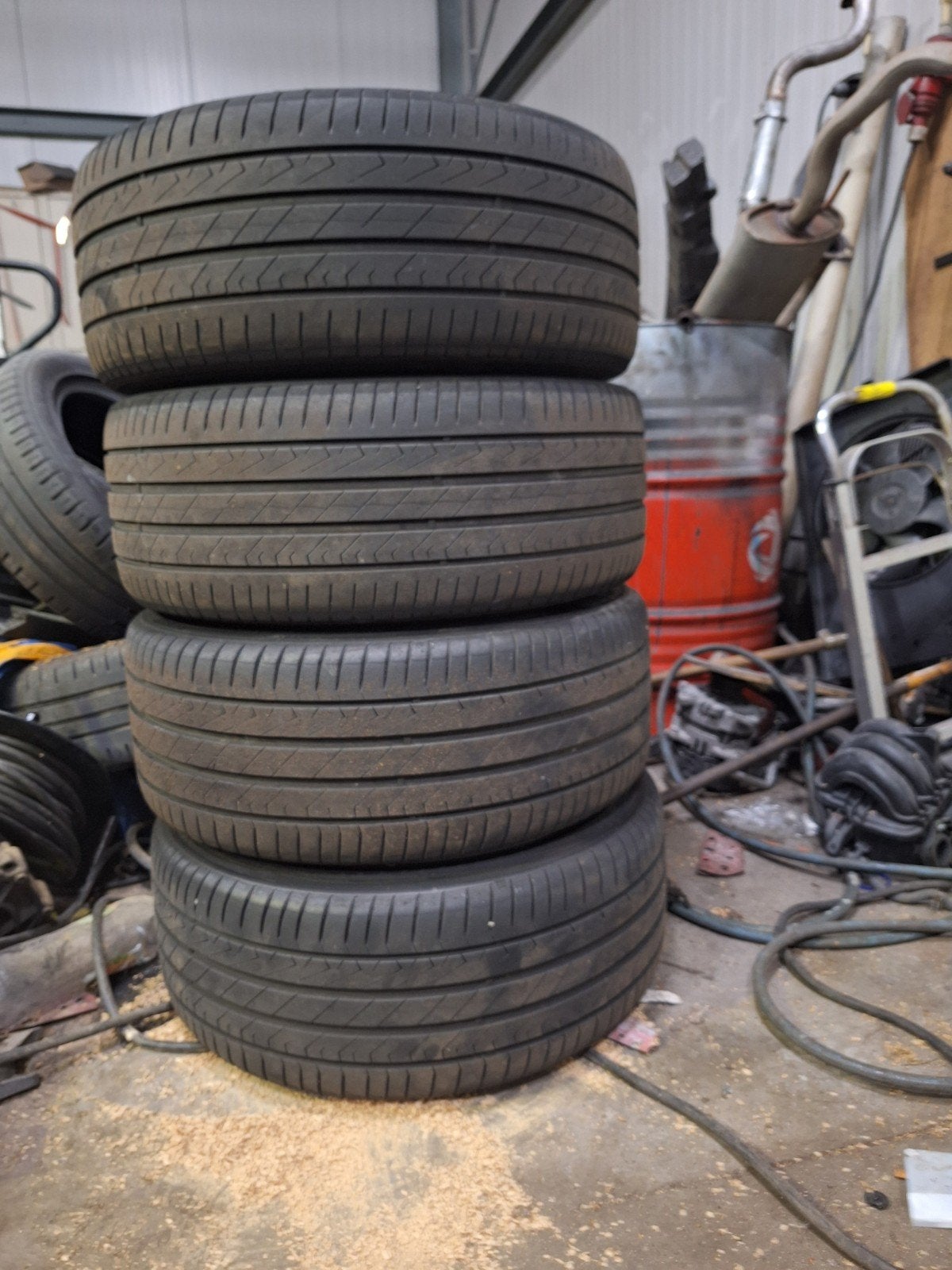 19 inch Velgen met 245 x 3.5 19 banden - Hyundai Veloster, Banden en Velgen, Personenwagen, Zomerbanden, Ophalen