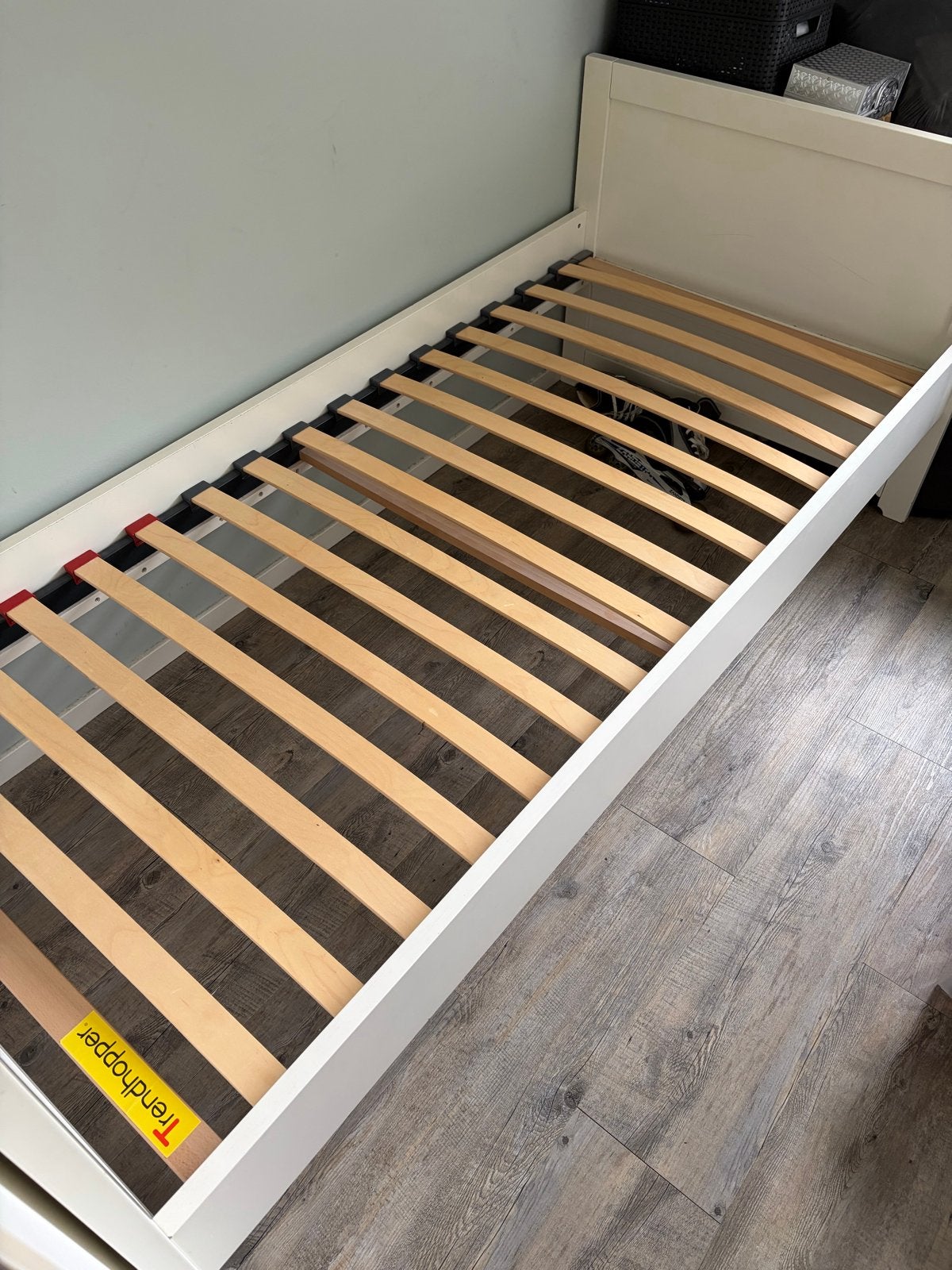 Wit eenpersoonsbed met lattenbodem - Trendhopper Junior, Huis en Inrichting, Slaapkamer | Bedden, Ophalen, Gebruikt, 90 cm, Eenpersoons