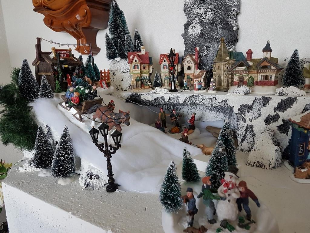 Kerstdorp kompleet met licht, Diversen, Kerst, Ophalen