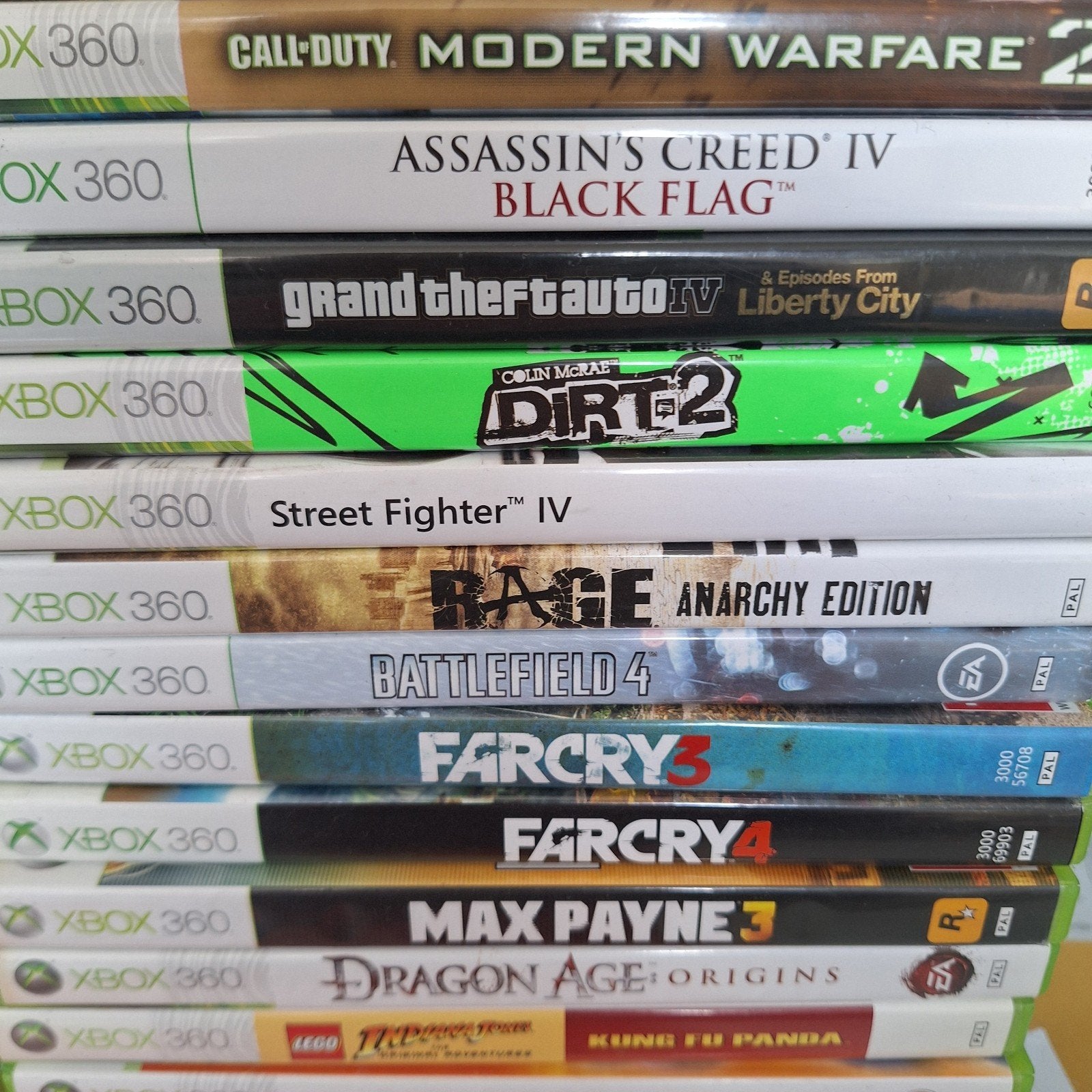 Diverse Xbox 360 games en 2 Wiiu games
image
Diverse xbox 36, 3 spelers of meer, Ophalen of Verzenden, Vanaf 3 jaar
