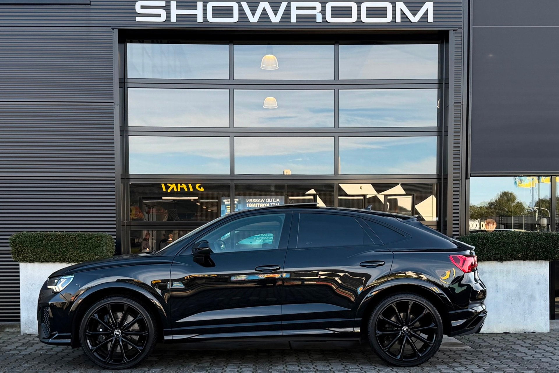 Audi RS Q3 Sportback TFSI Sportuitlaat, Pano, B&O, Sfeerverl, Auto's, Automaat, Dealer onderhouden, Gebruikt, Euro 6