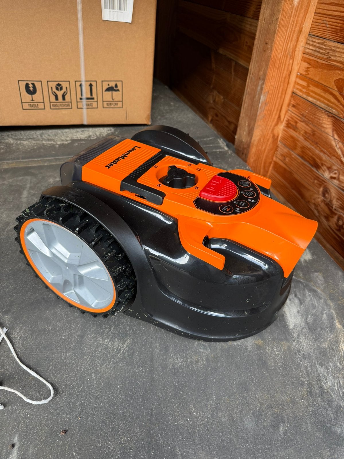 LawnMaster OcuMow DM16-80 Robotmaaier - Zo goed als nieuw, Ophalen of Verzenden, Zo goed als nieuw, Minder dan 20 cm, LawnMaster