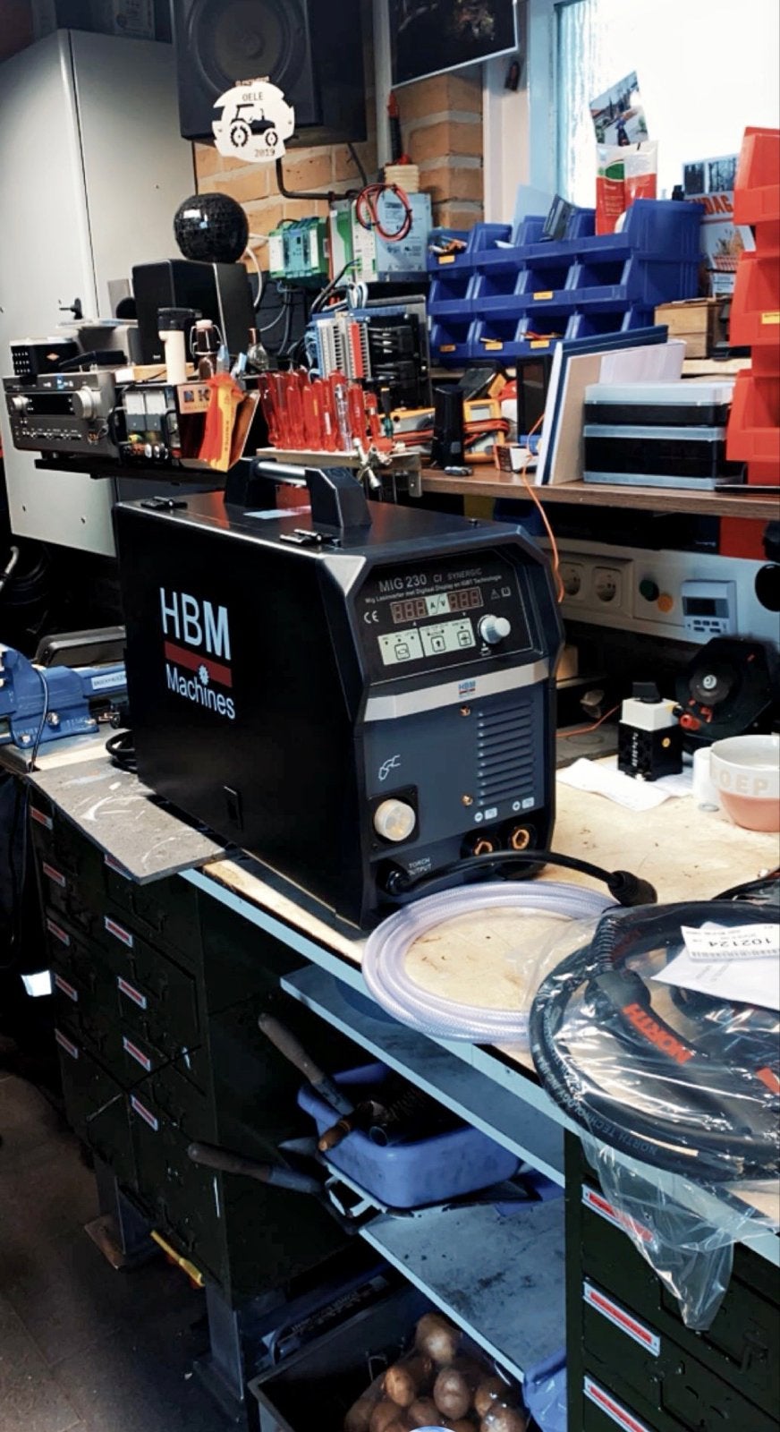 HBM 230 CI Synergic MIG Lasinverter - Zo goed als nieuw, Ophalen, Zo goed als nieuw, 150 tot 250 ampère, Inverter
