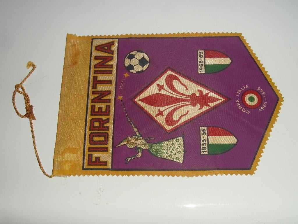 voetbal vaantjes 3 x fiorentina italie, Ophalen of Verzenden, Gebruikt, Buitenlandse clubs, Vaantje of Sjaal