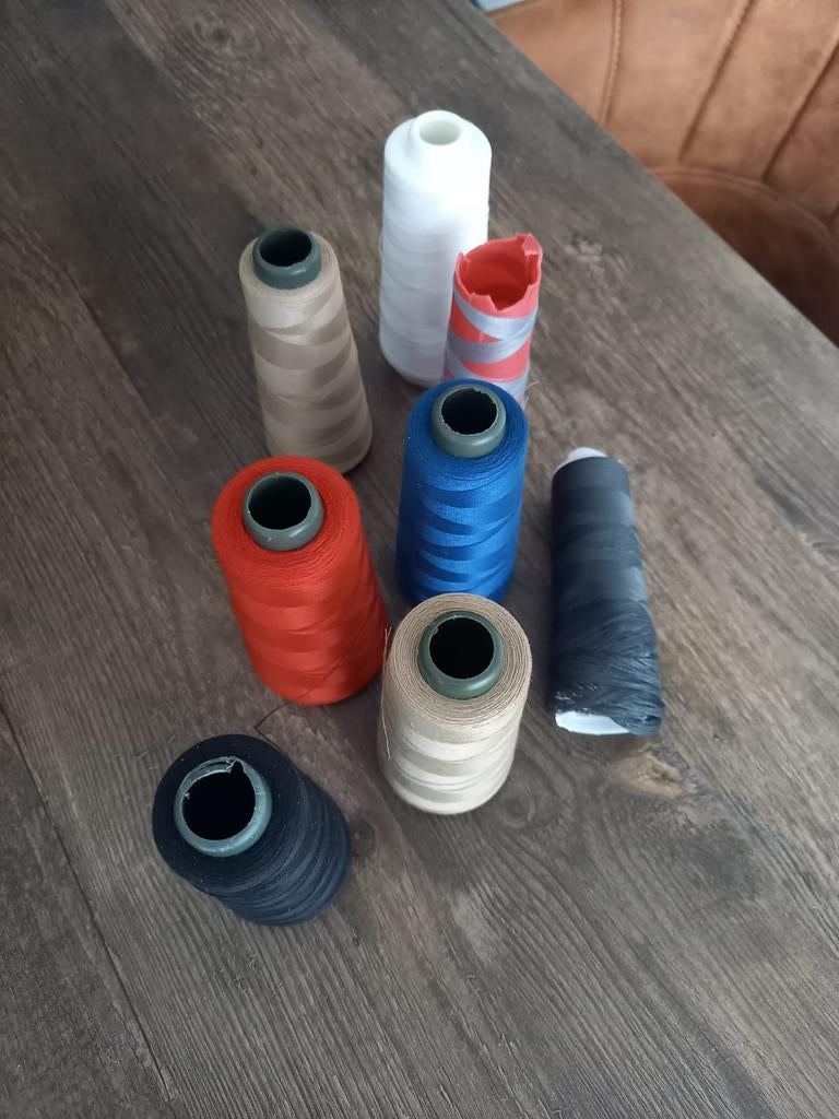 Stikzijde in verschillende kleuren., Hobby en Vrije tijd, Naaien en Fournituren, Ophalen of Verzenden
