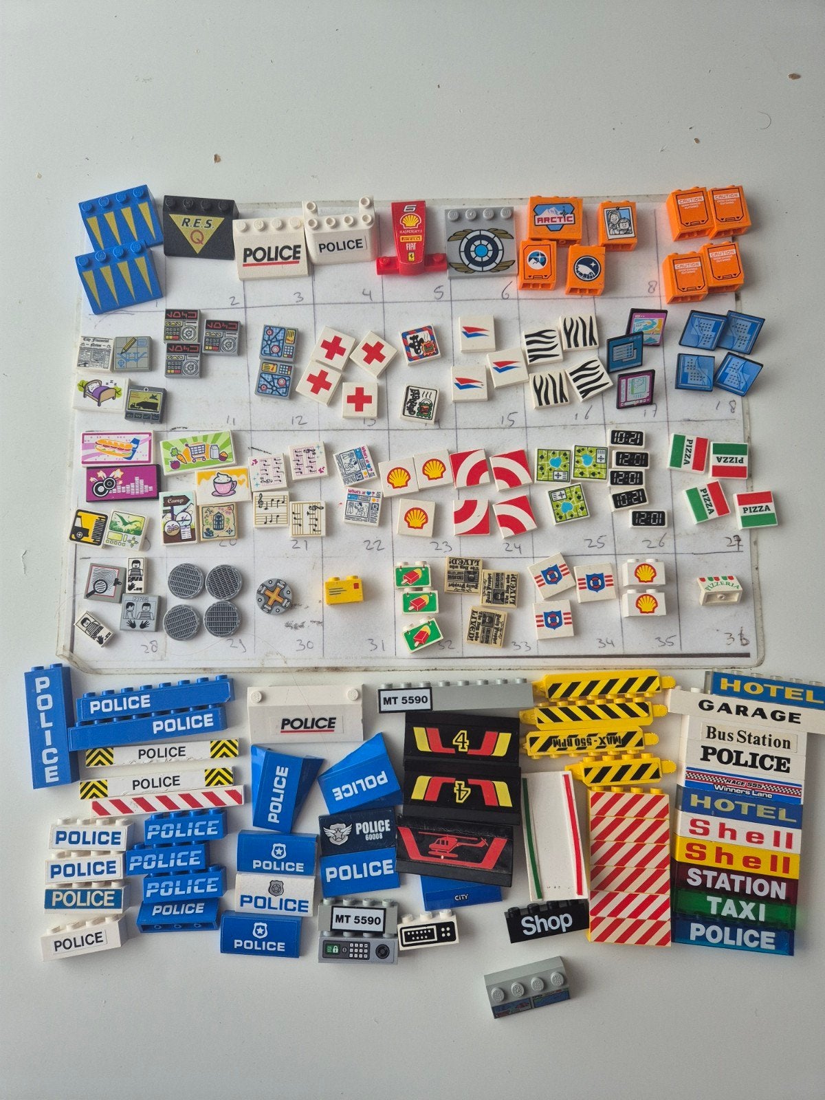 Lego onderdelen city vintage politie artic ziekenhuis shop, Ophalen of Verzenden