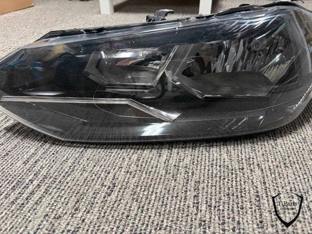 volkswagen polo 2g koplamp 2G1941005, Gebruikt, Volkswagen, Volkswagen AG, Berliner Ring 2
38440  Wolfsburg, DE