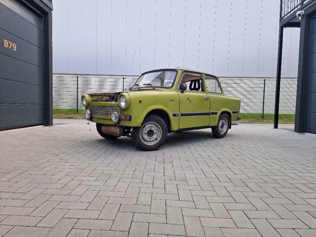 Trabant 601 Deluxe – lopende projectauto / onderdelen, Auto's, Voorwielaandrijving, Beige, Leder en Stof, Trabant