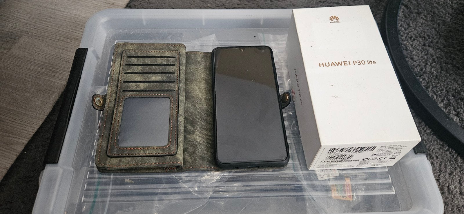 Nieuwe Huawei P30 Lite Peacock Blauw 128GB ROM 4GB RAM, Ophalen of Verzenden