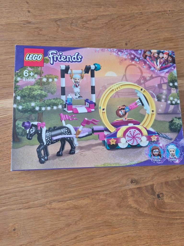 LEGO Friends 41686 Magische Kermis Acrobatiek, Ophalen of Verzenden, Zo goed als nieuw