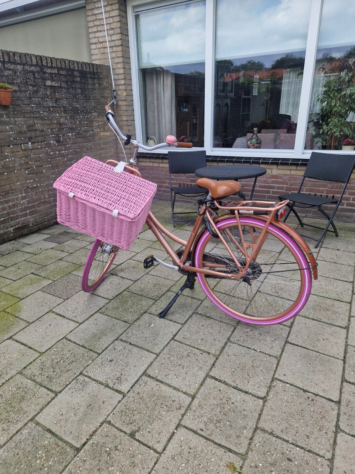 Leuke damesfiets met roze accenten, Fietsen en Brommers, Fietsen | Dames | Damesfietsen, Overige merken, Terugtraprem, Gebruikt