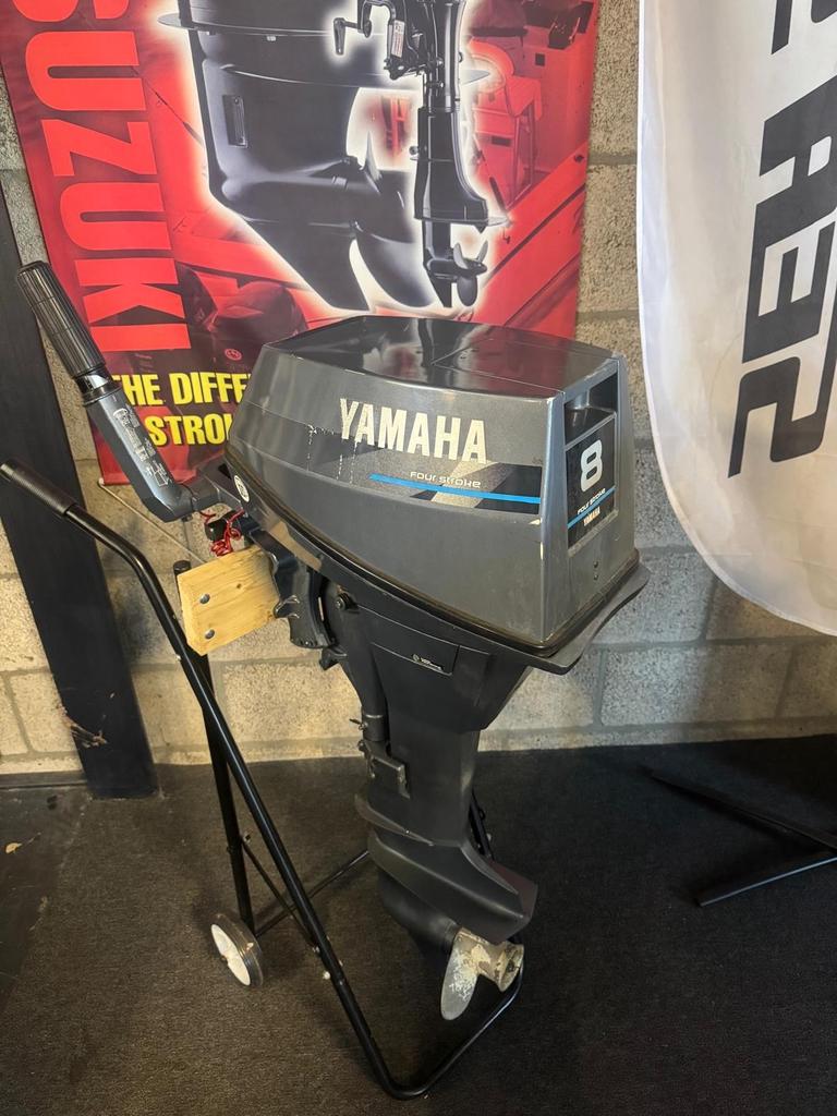 Zeer nette Yamaha 8 pk 4-takt buitenboordmotor (langstaart), Watersport en Boten, Ophalen, 5 tot 10 pk, Viertaktmotor, Zo goed als nieuw