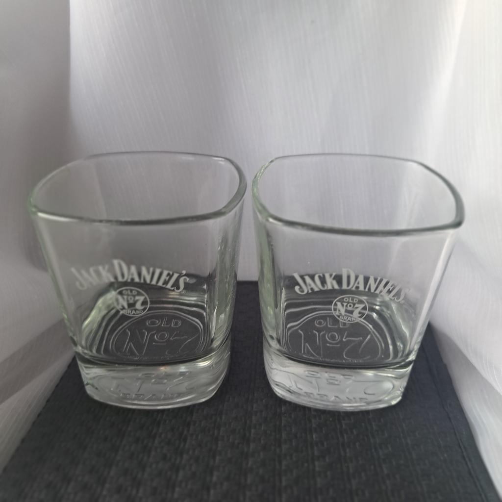 JACK DANIELS glazen, 2 stuks, witte logo, Ophalen of Verzenden, Zo goed als nieuw, Borrel- of Shotglas