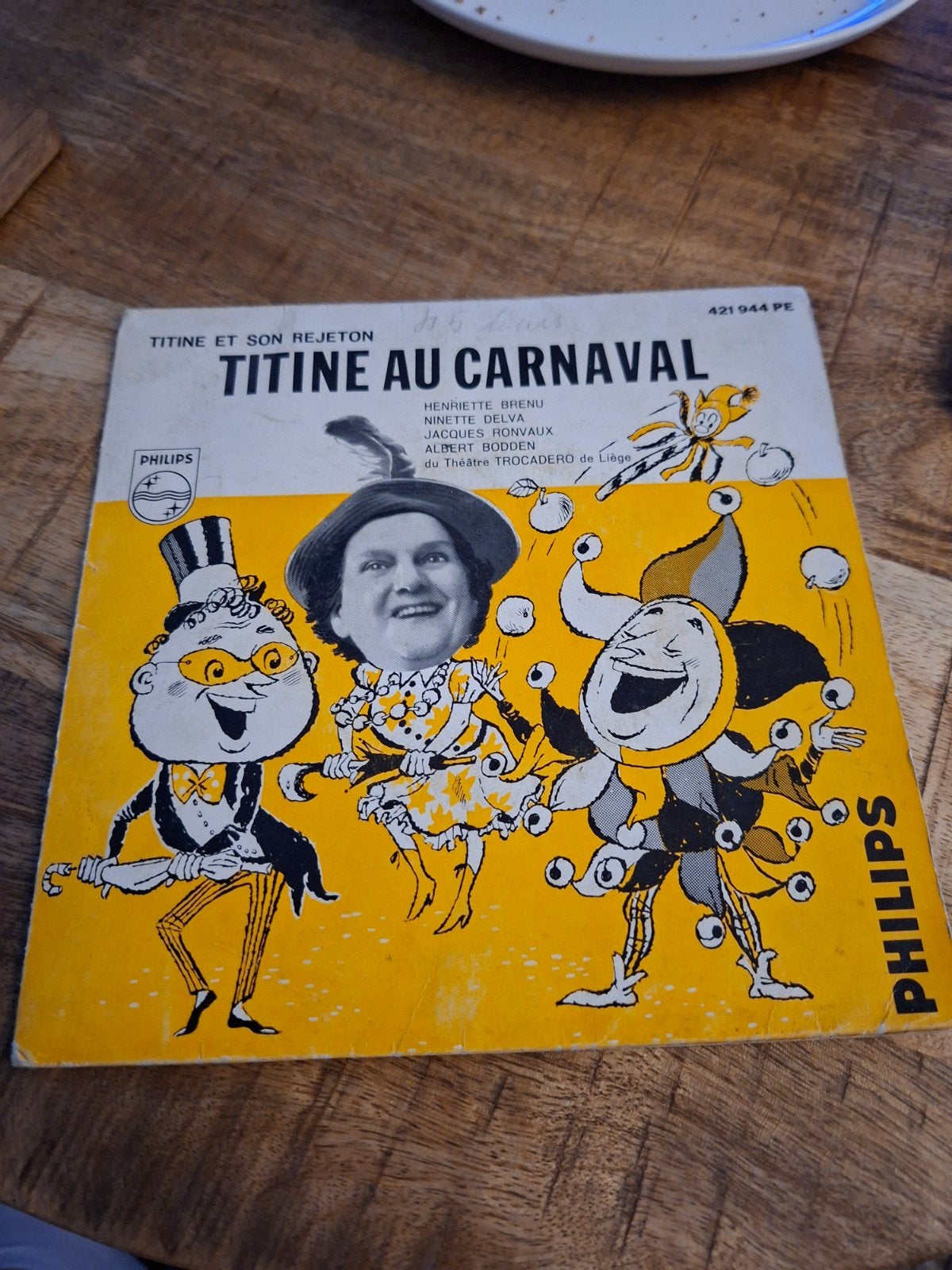 Titine au carnaval, Ophalen of Verzenden, Zo goed als nieuw, Nederlandstalig