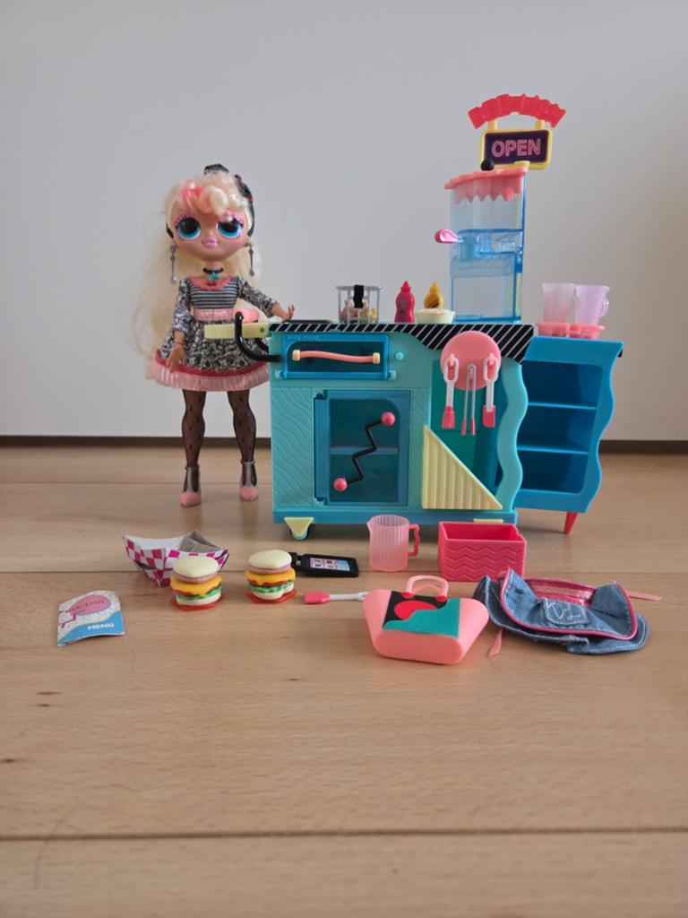 Heel veel LOL Surprise, Ophalen, Zo goed als nieuw, Meisje