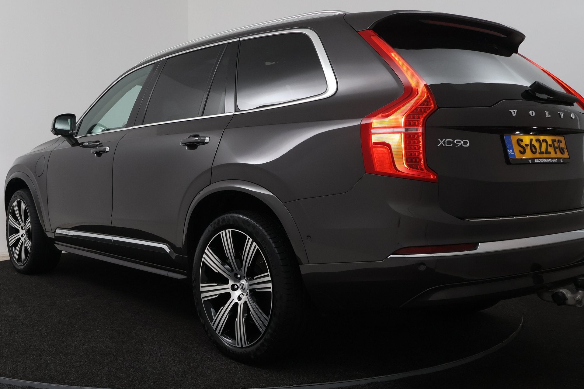 Volvo XC90 2.0 T8 Recharge AWD Ultimate Bright (PANORAMADAK,, Gebruikt, 4 cilinders, 1969 cc, 7 stoelen
