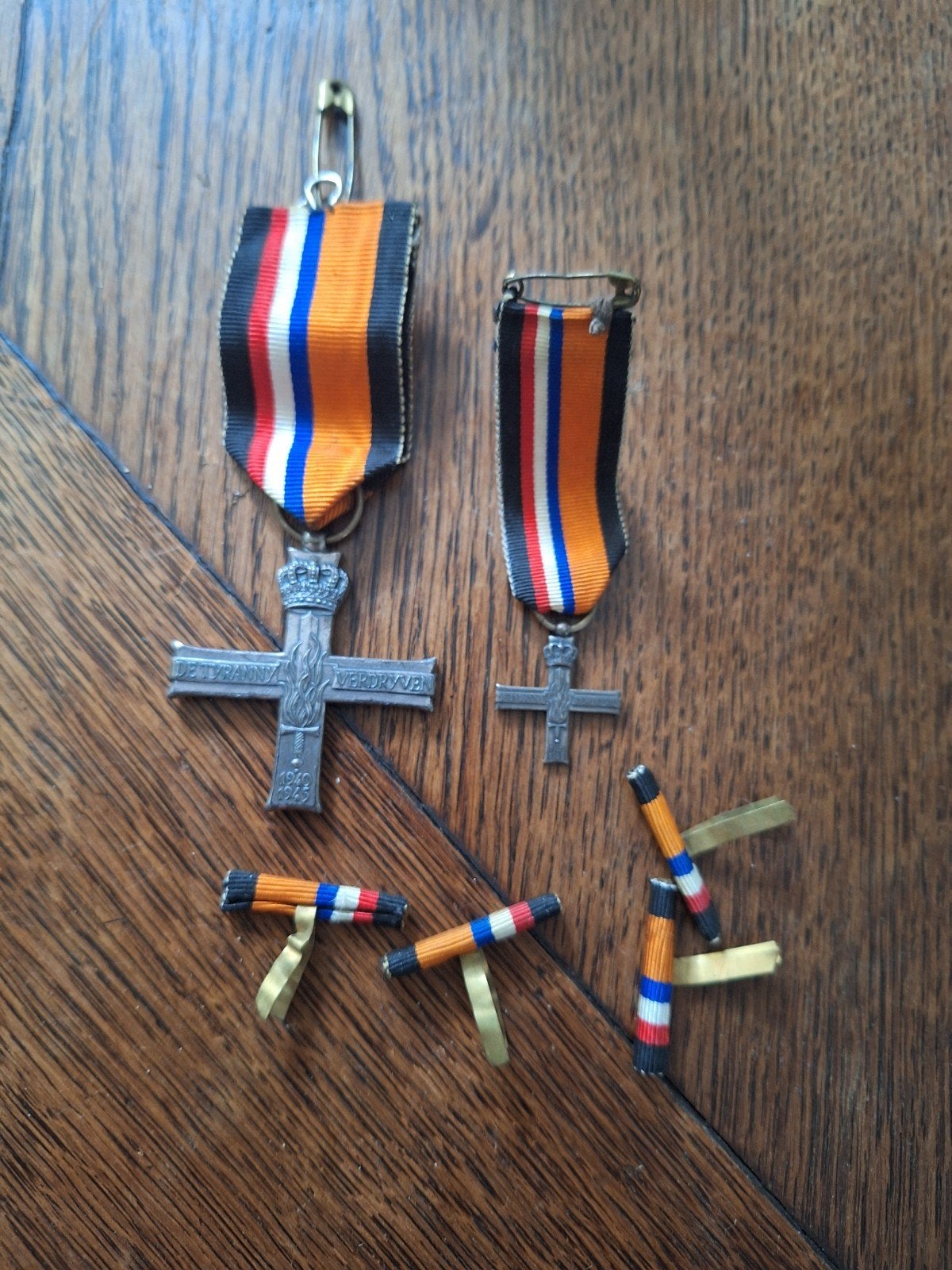 Verzetsmedailles - Verzetsherdenkingskruis 1940-1945, Ophalen of Verzenden, Landmacht, Nederland, Lintje, Medaille of Wings