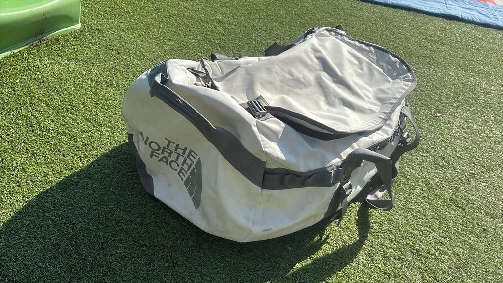 The North Face Duffel XL - Wit, 30 cm of meer, Gebruikt, Wit, 35 tot 55 cm