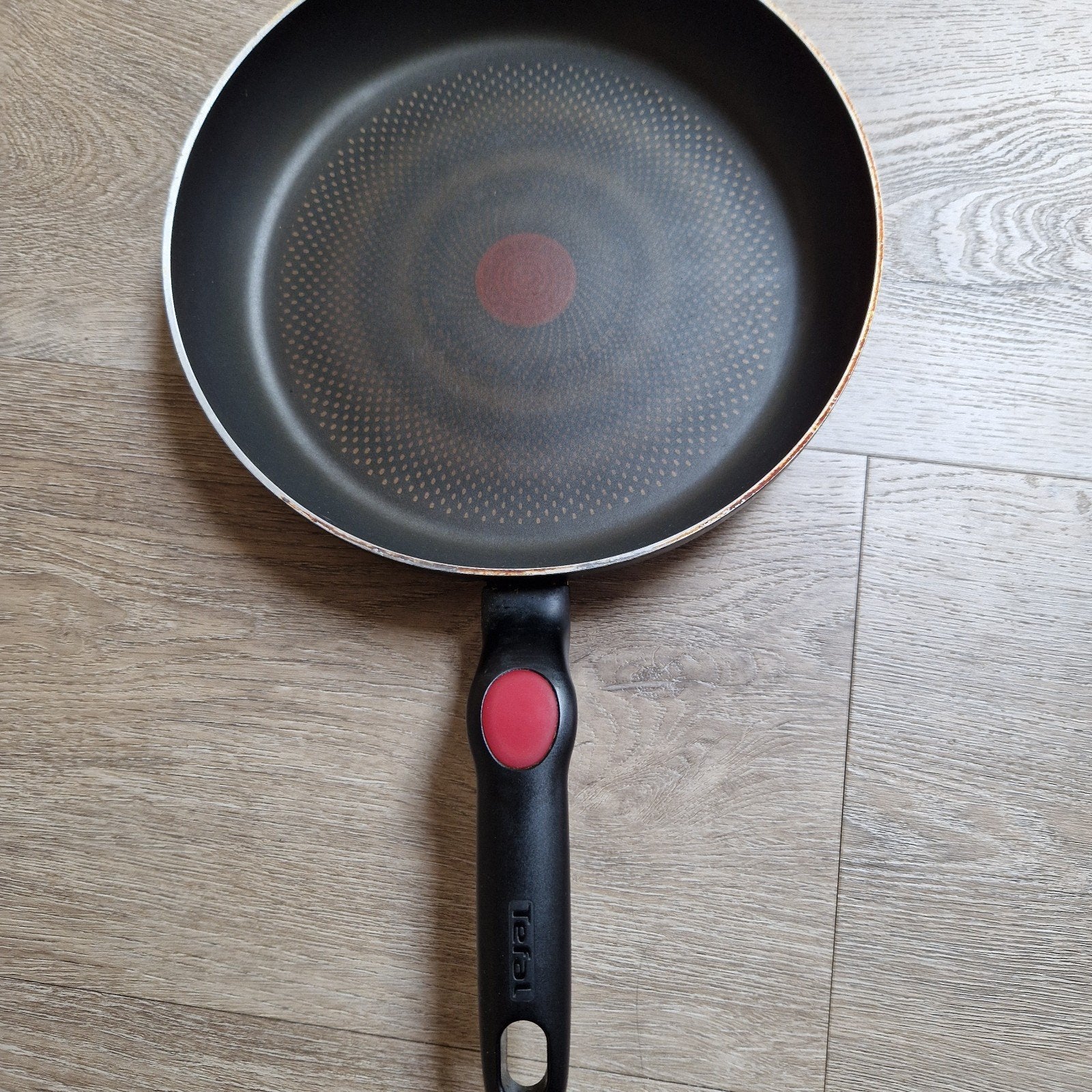 Tefal Koekenpan met Thermo-Spot - Gebruikt, Huis en Inrichting, Antiaanbaklaag, Ophalen of Verzenden, Overige materialen, Koekenpan