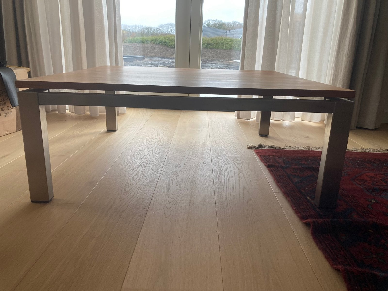 Salontafel notenhout met rvs frame, Ophalen, 100 tot 150 cm, 50 tot 100 cm, Zo goed als nieuw