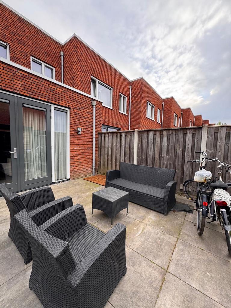Zwarte Wicker Loungeset - 3-zits bank, 2 stoelen, 1 tafel, Tuin en Terras, Ophalen, 5 zitplaatsen, Gebruikt, Loungeset