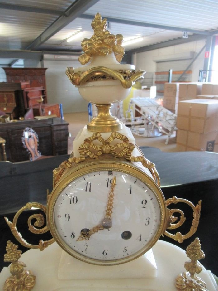 Oer 10094 antieke wit marmeren en bronzen portaal pendule, Ophalen