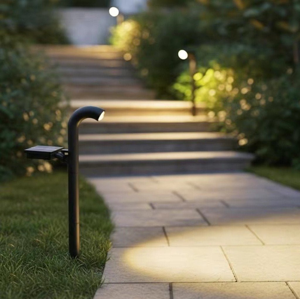 Outdoor staande Solar LED lamp (warm wit), Ophalen, Kunststof, Minder dan 100 cm, Nieuw