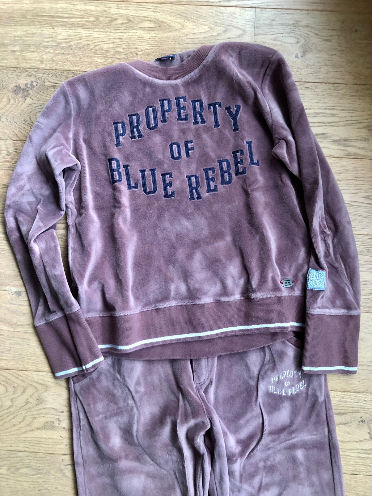 Huispak loungewear merk Blue Rebel shirt 170 broek 158-164, Kleding | Dames, Huispakken, Ophalen of Verzenden, Zo goed als nieuw