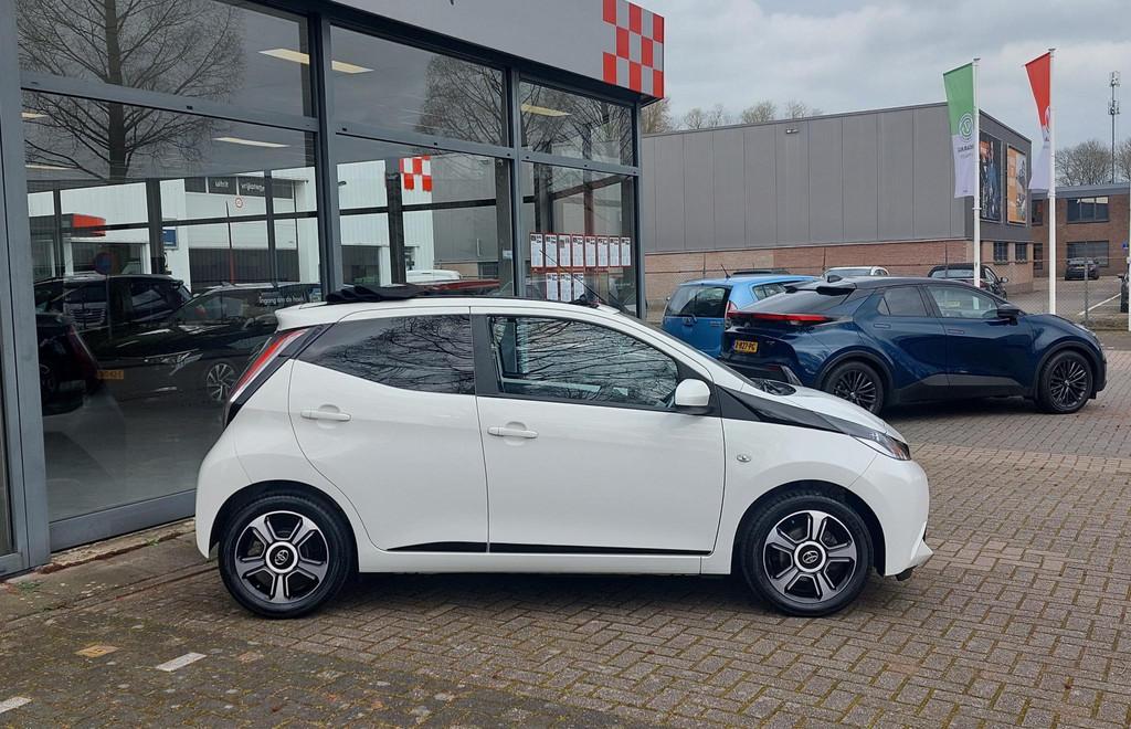 Toyota Aygo 1.0 VVT-i x-pose | Apple Carplay |Cabrio dak, Auto's, Voorwielaandrijving, Stof, Gebruikt, Euro 6