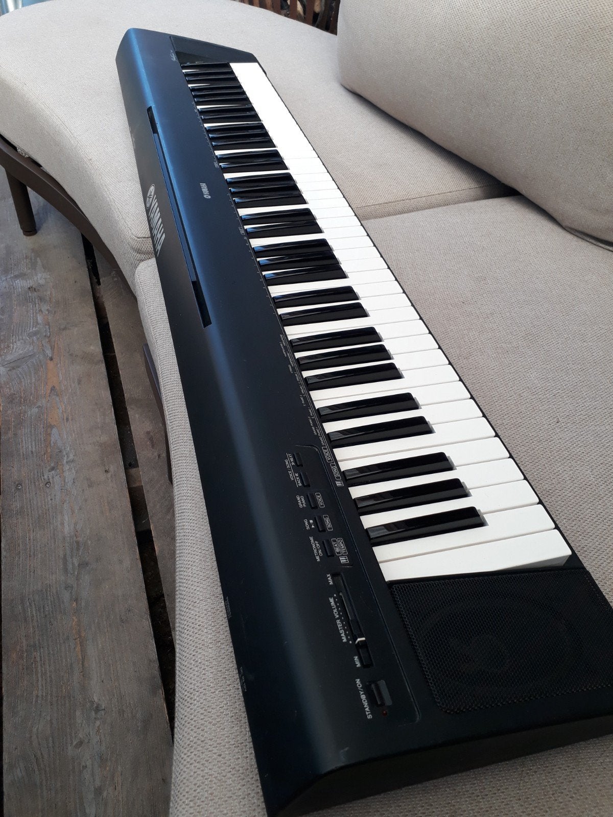 Yamaha NP30  TE koop, Ophalen of Verzenden, Gebruikt, Zwart, Vleugel