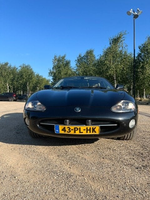 Jaguar XK 4.2 Convertible 2004 Zwart org. NL 104.000 km, Achterwielaandrijving, Cabriolet, 4 stoelen, Zwart