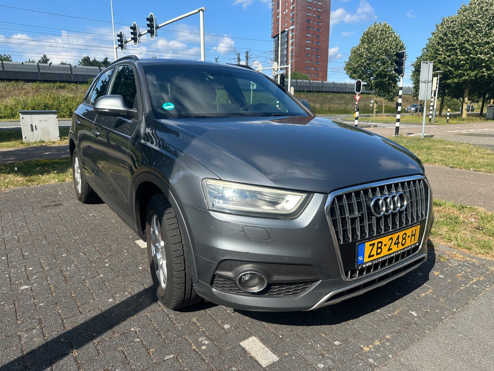 Audi Q3 2.0TFSI Quattro 125KW S-tron 2012 Grijs, 4 cilinders, Vierwielaandrijving, Particulier, 170 pk
