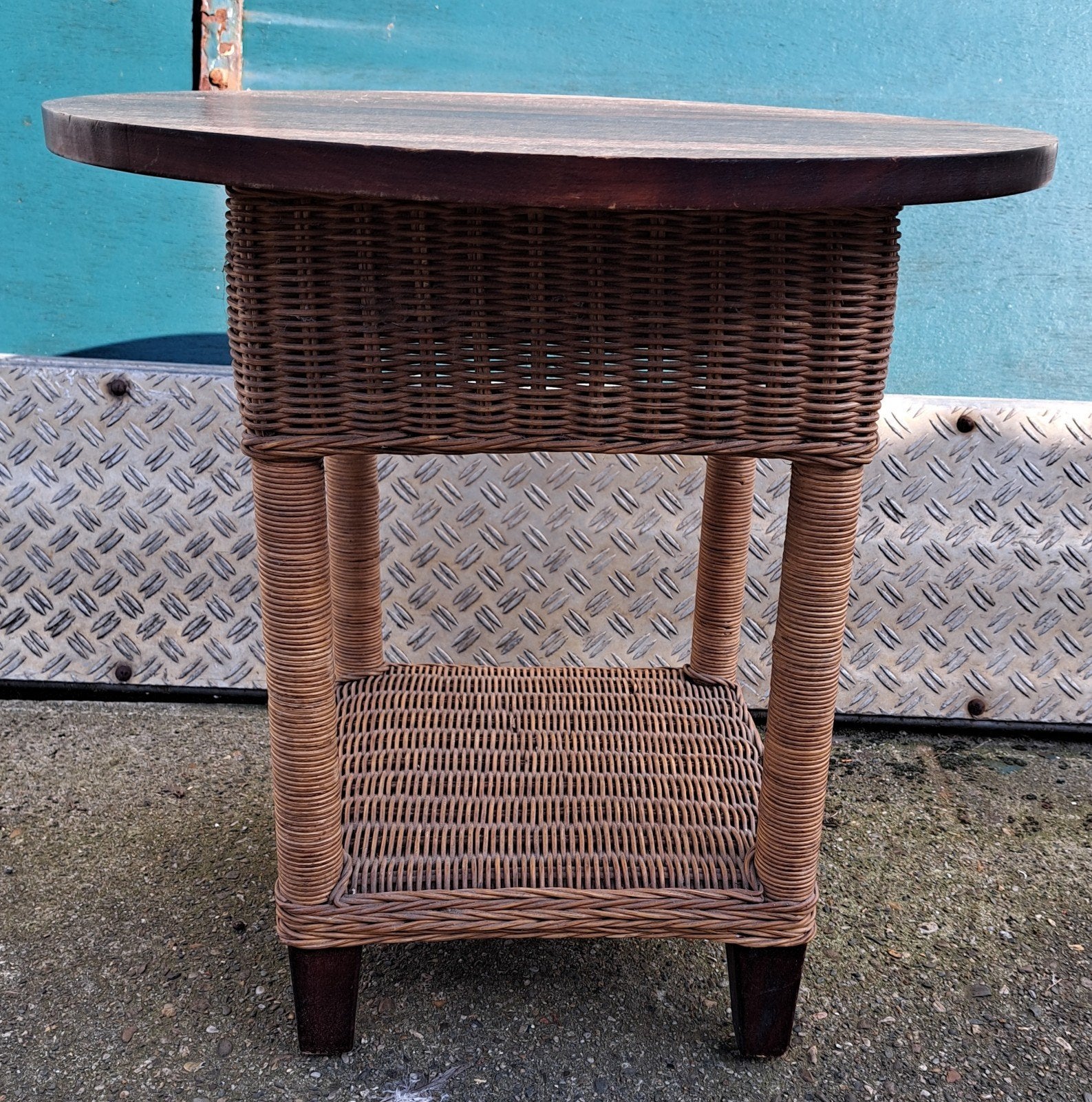 Tafel tafeltje oud rotan tafeltje, Antiek en Kunst, Ophalen