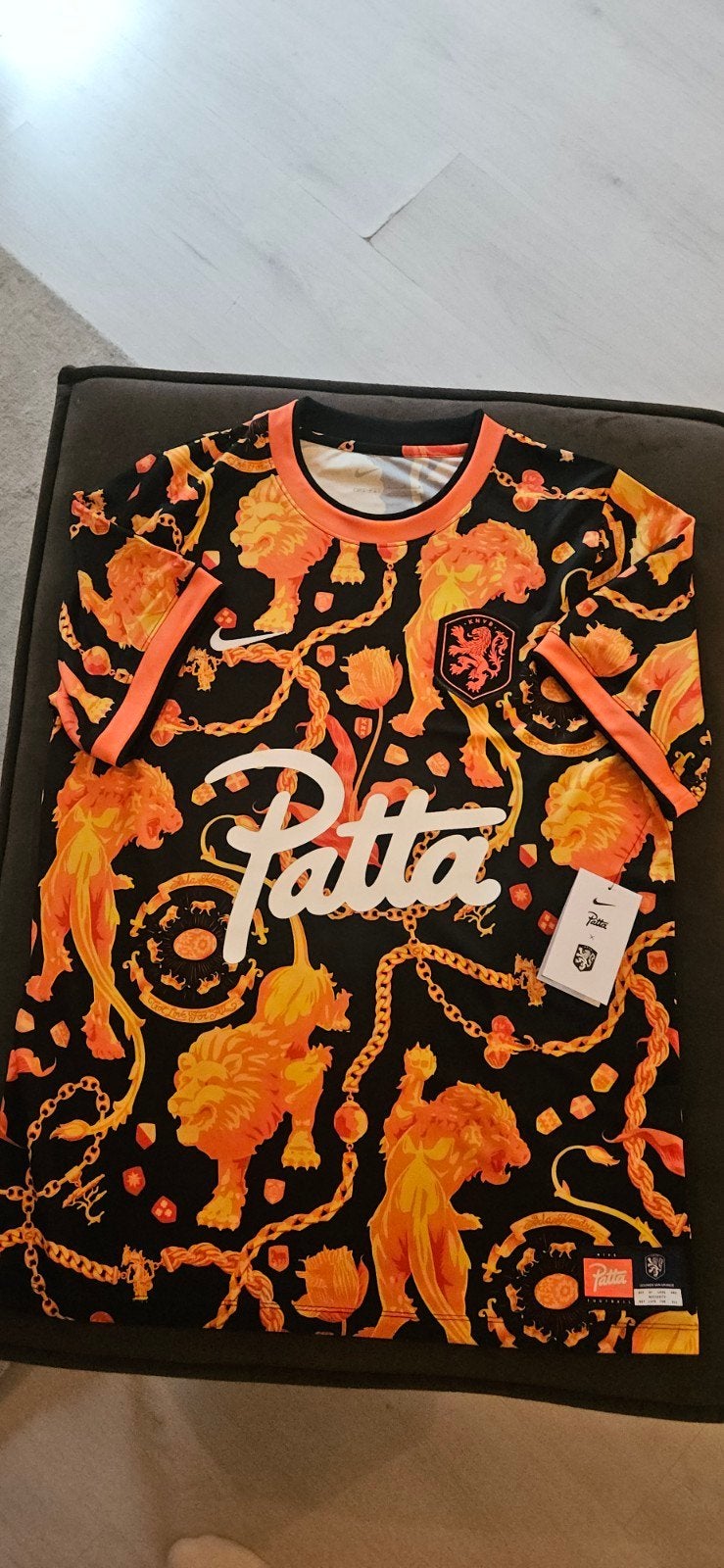 Patta x Nike x KNVB NL maat L nieuw, Maat 52/54 (L), Patta, Nieuw, Oranje