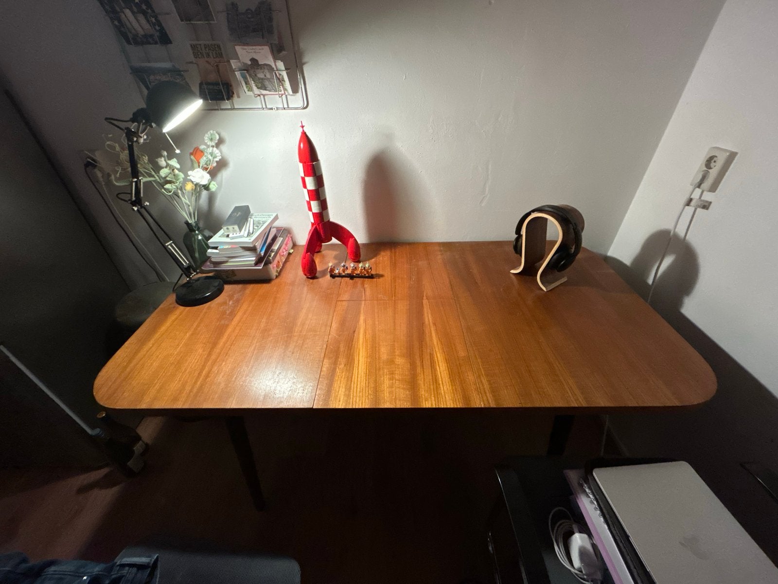 Vintage tafel met uitklapbaar middenstuk