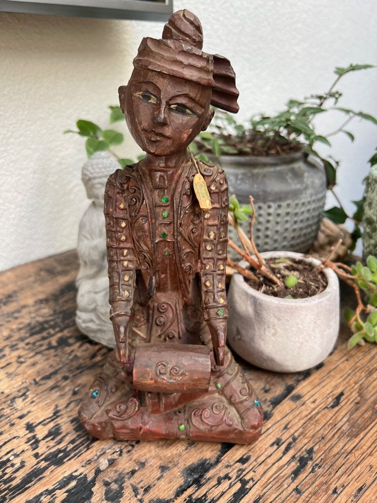 Thais vintage houtsnijwerk beeld thailand muzikant oud, Handgemaakt, Ophalen of Verzenden, 20 - 50 cm, Beeld