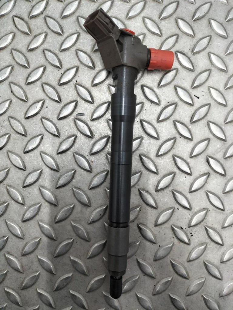 MAZDA CX-5 BRANDSTOF INJECTOR / VERSTUIVER SH0113H50 2014, Ophalen of Verzenden, Gebruikt, Stiba lid