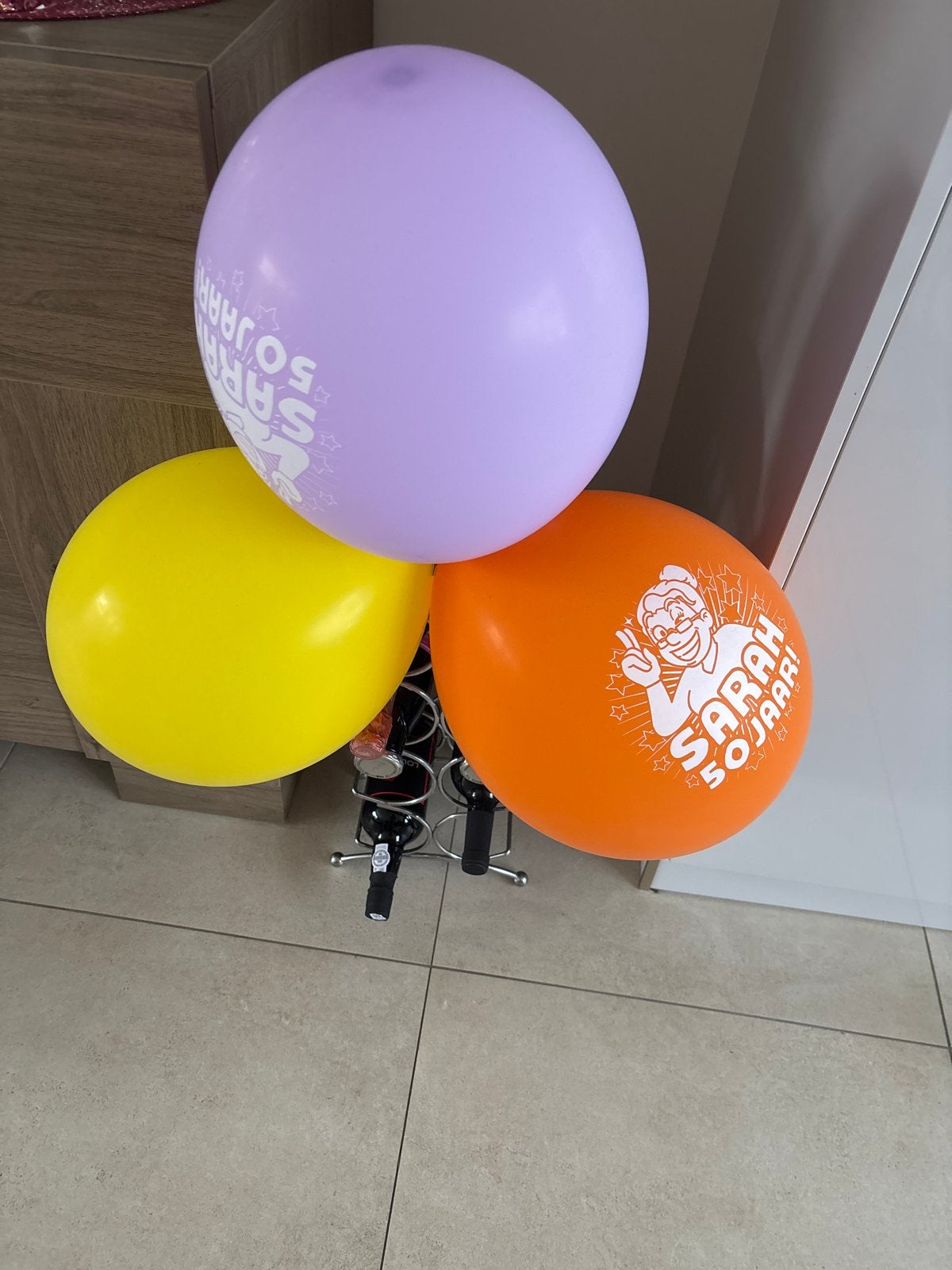 50 jaar Sarah verjaardag decoratie - Zo goed als nieuw, Ophalen of Verzenden, Zo goed als nieuw, Versiering, Abraham of Sarah