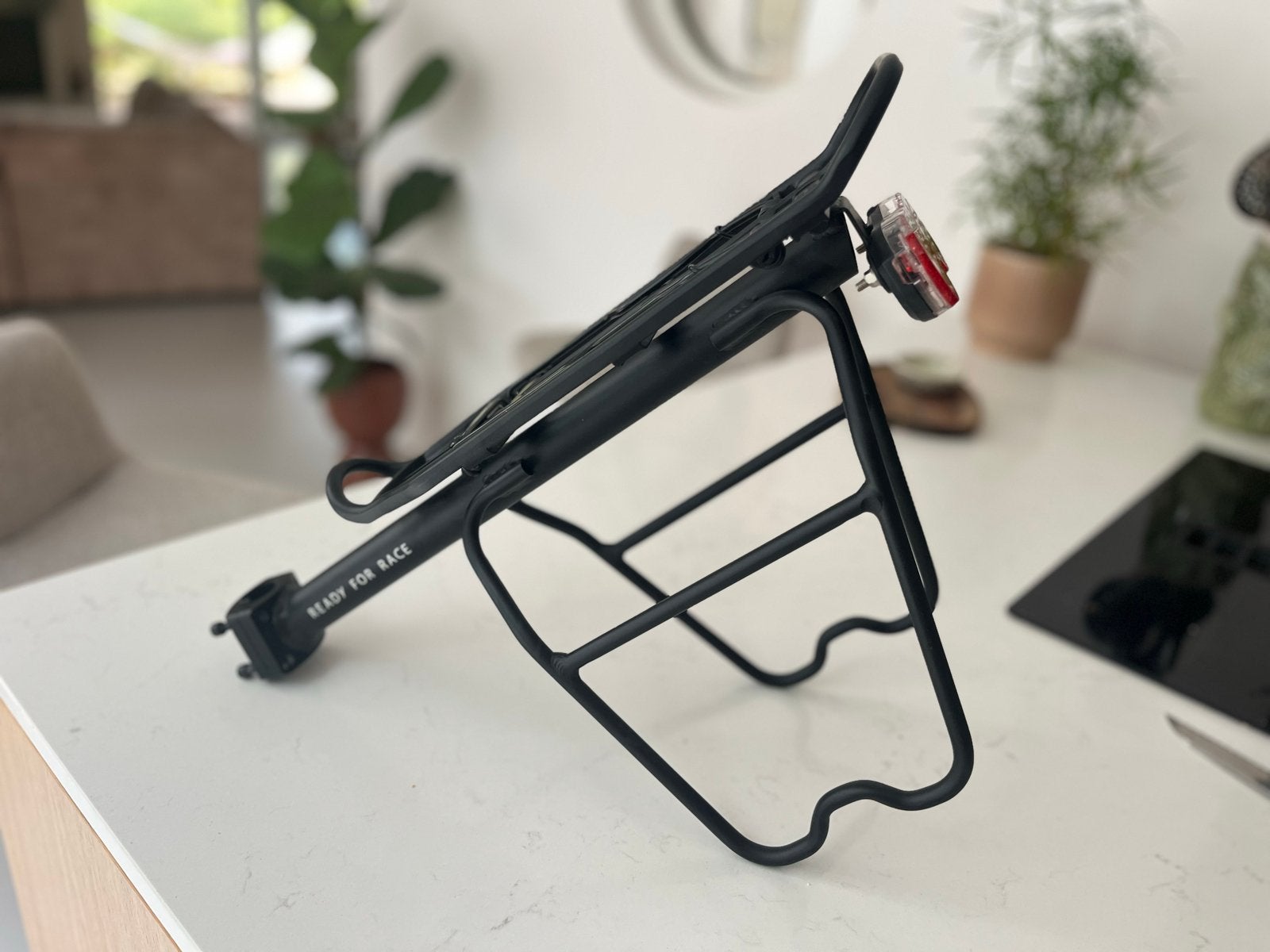 Bagagedrager met achterlicht - Ready for Race, Ophalen of Verzenden, Zo goed als nieuw