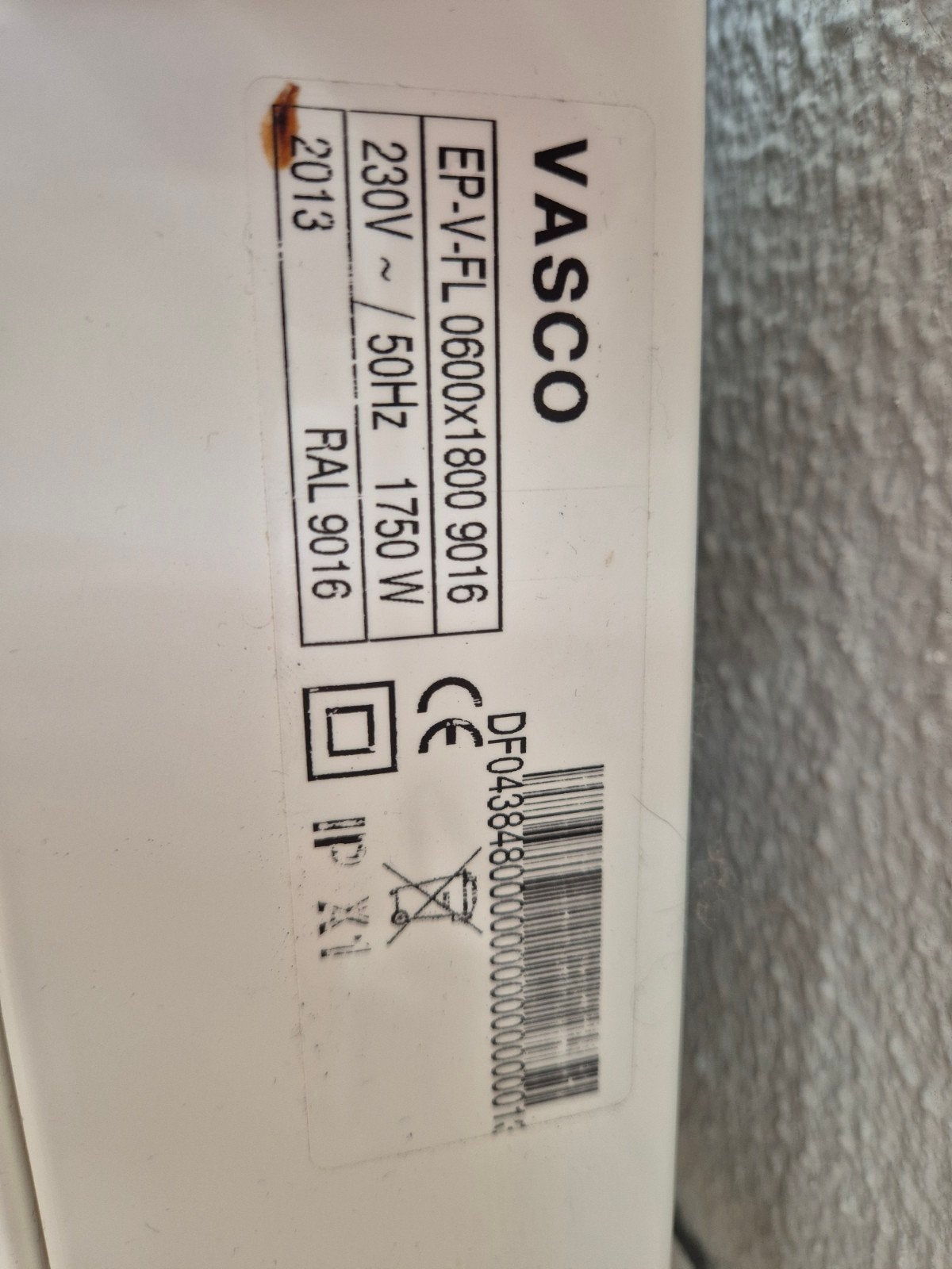 Vasco EP-V-FL 0600x1800 9016 Elektrische Radiator, Ophalen, Radiator, Minder dan 60 cm, Zo goed als nieuw