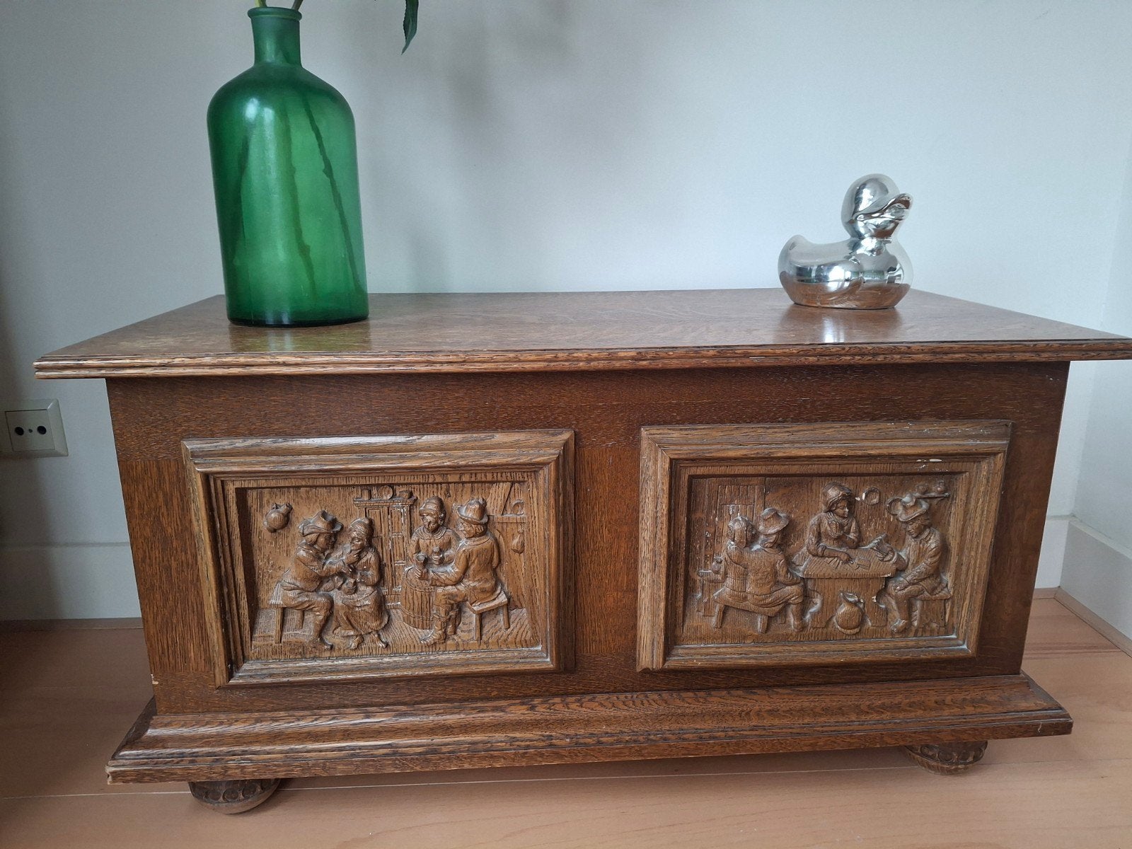 Antieke Eikenhouten Kist met Carvings, Antiek en Kunst, Ophalen