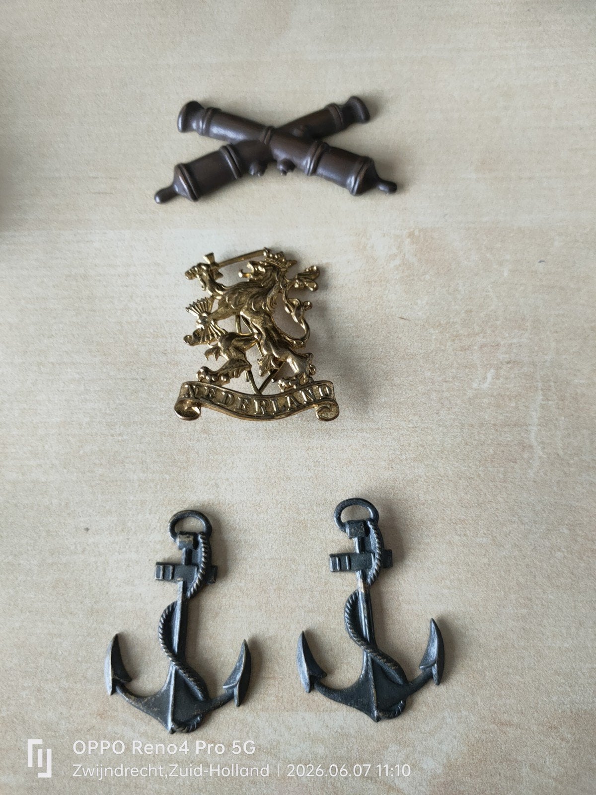 Militaria algemeen, Verzamelen, Verzenden, Zo goed als nieuw