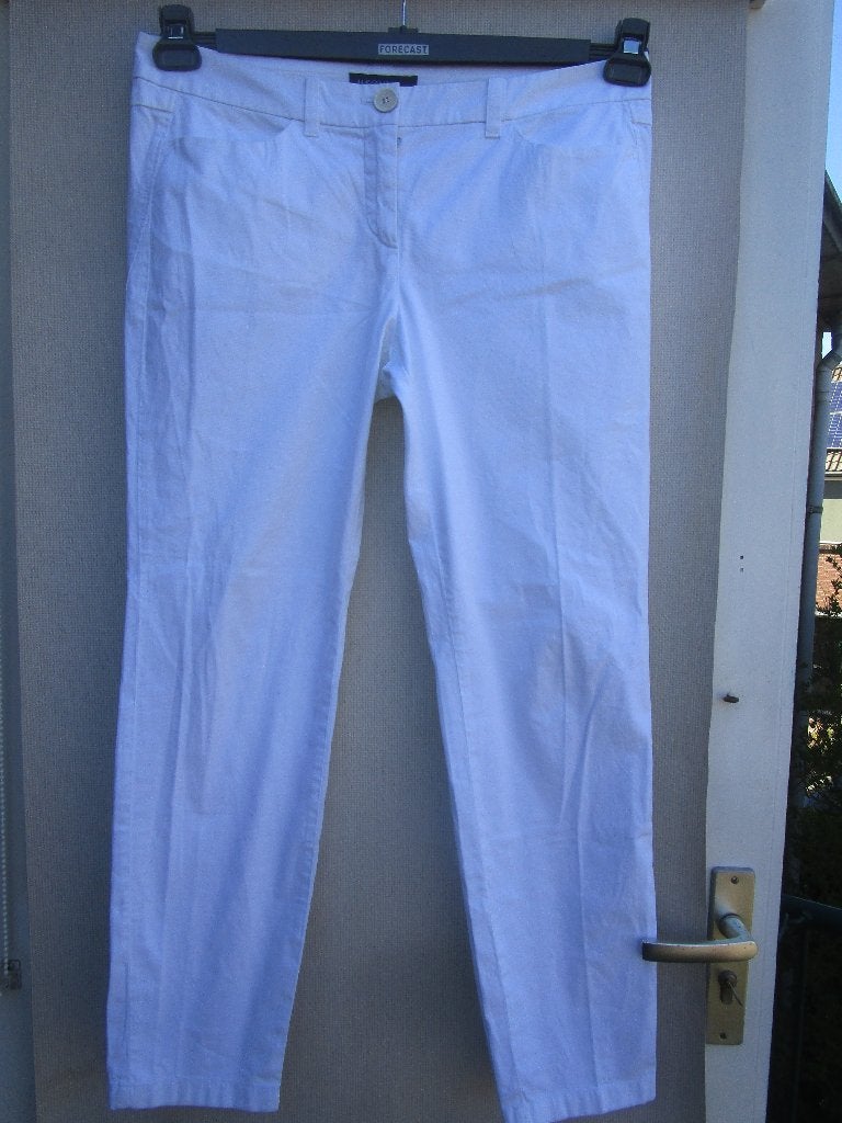 Witte broek MARCCAIN mt 40 ruim, Kleding | Dames, Maat 38/40 (M), Wit, Nieuw, Ophalen of Verzenden