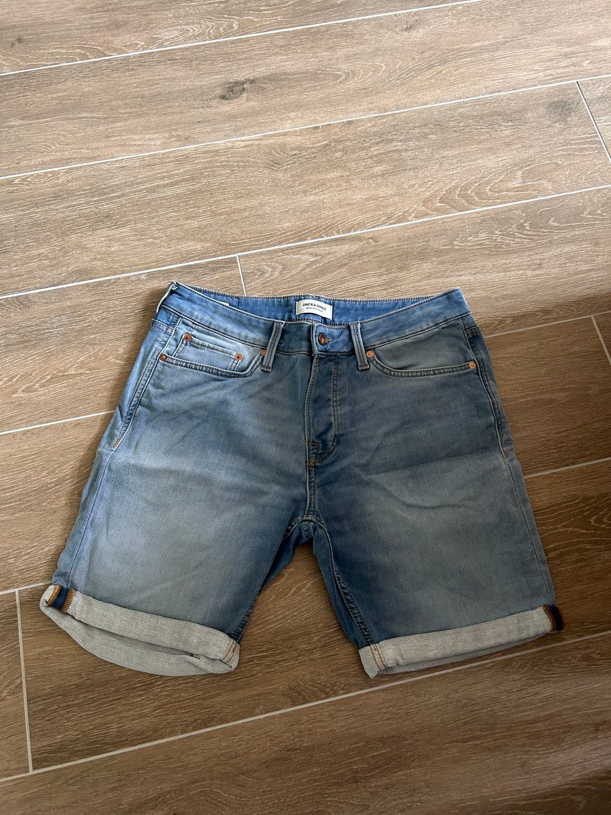 Jack & Jones spijkerbroek shorts maat m, Ophalen of Verzenden, Zo goed als nieuw, Overige maten, Blauw