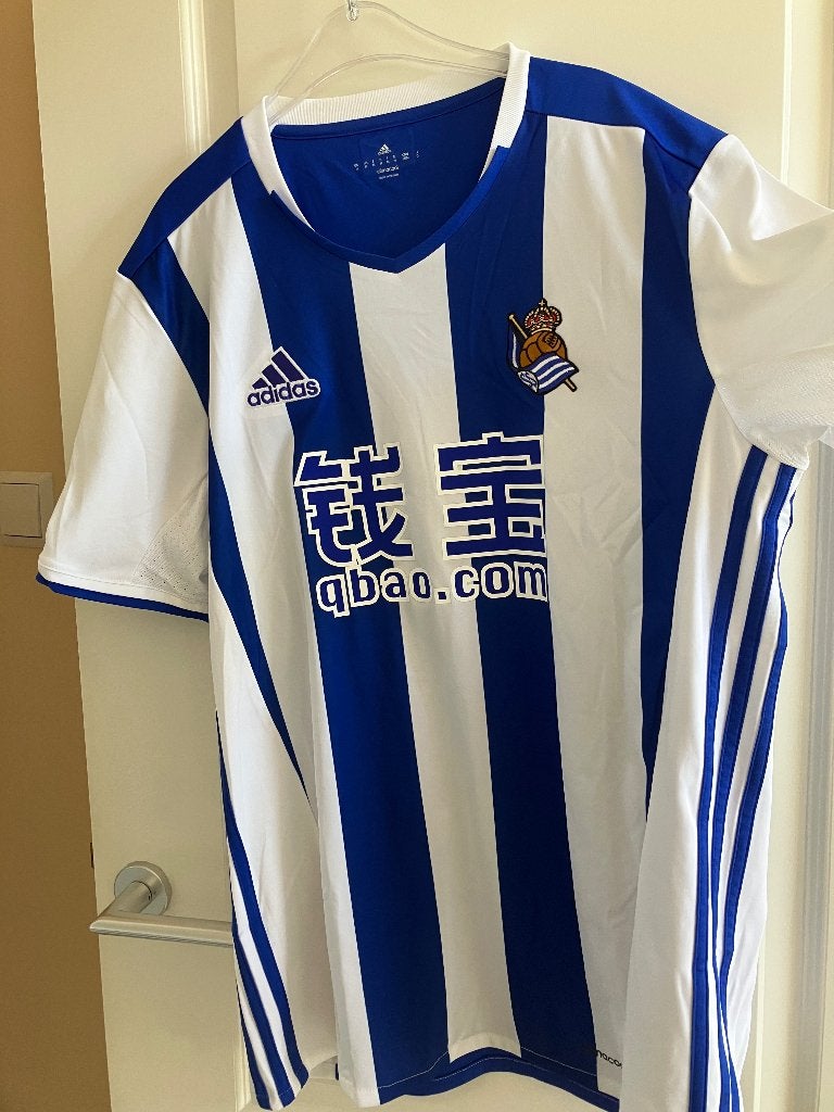 Voetbalshirt Real Sociedad mt M, Maat 48/50 (M), Ophalen of Verzenden, Zo goed als nieuw, Adidas