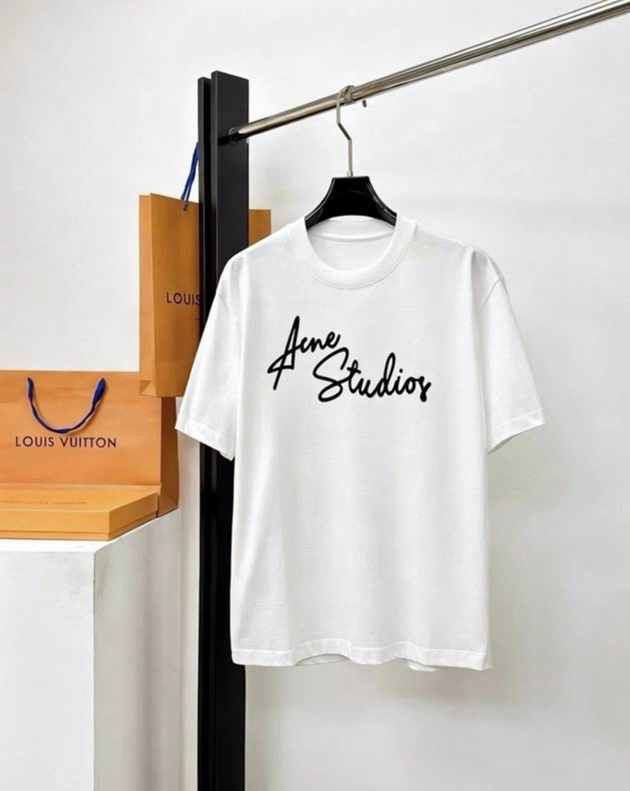 Acne Studio T-shirt, Wit, Maat 46/48 (XL) of groter, Ophalen of Verzenden, Zo goed als nieuw