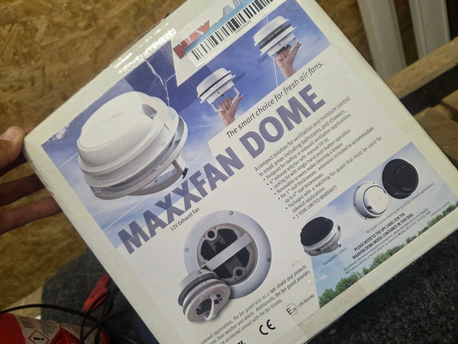 Maxxfan Dome Afzuigventilator zwart (Nieuw), Caravans en Kamperen, Camper-accessoires, Nieuw, Ophalen of Verzenden